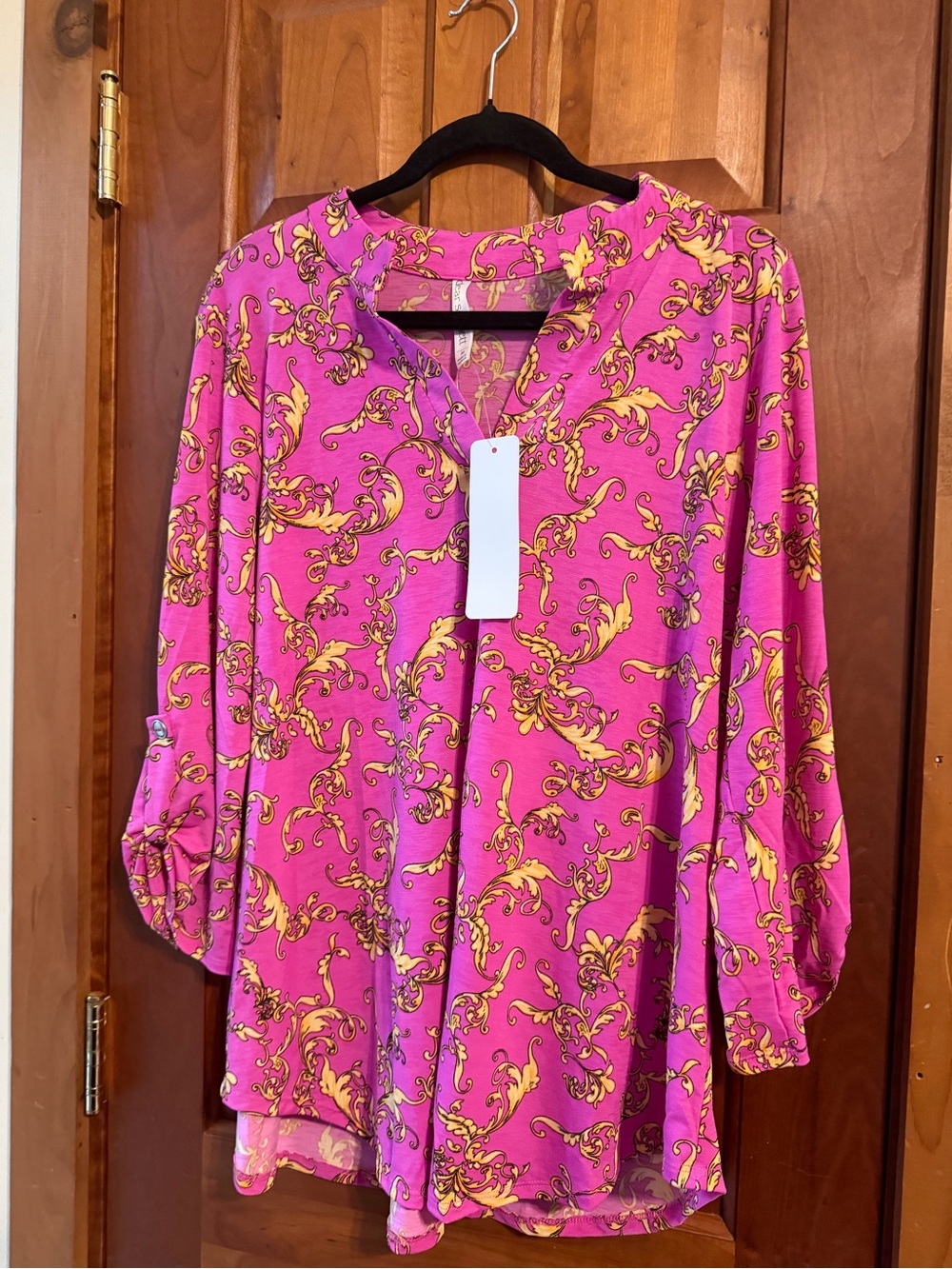 Dear Scarlett Women's Pink Scroll-Print V-Neck Blouse